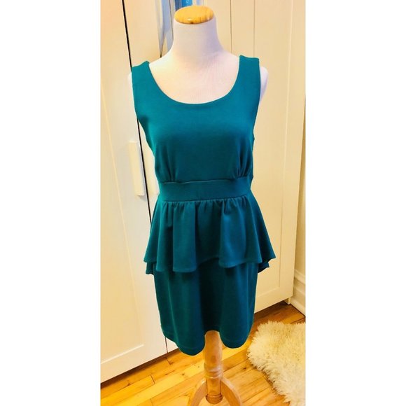 ModCloth Monteau LA Emerald Peplum Jersey Dress Size Large - Picture 1 of 4